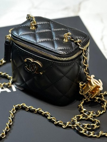 Сумка CHANEL