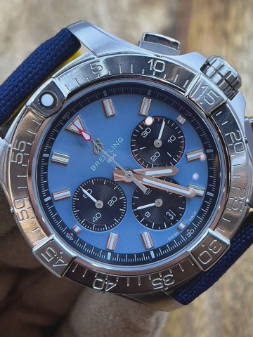 Часы Breitling