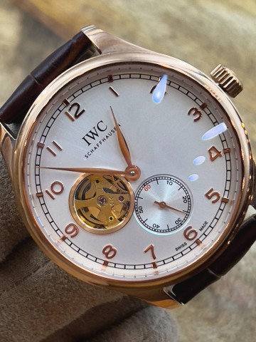 Часы IWC