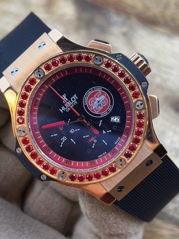 Часы Hublot