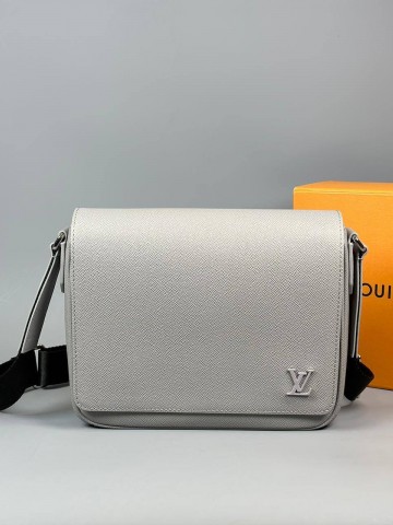 Сумка-мессенджер Louis Vuitton