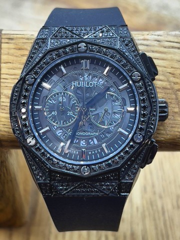 Часы Hublot