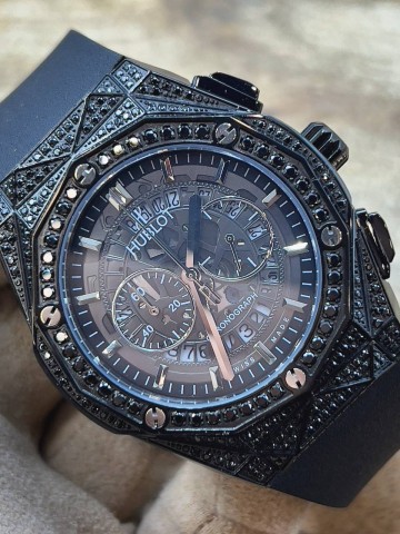 Часы Hublot