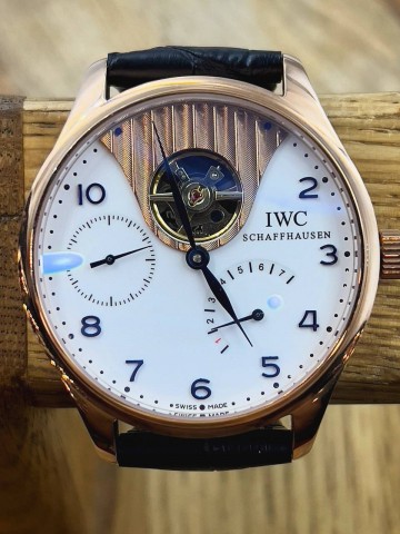 Часы IWC