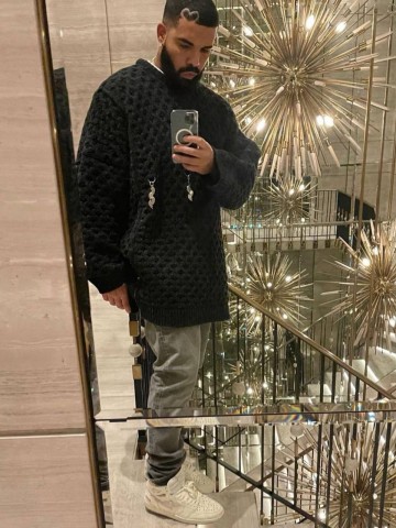 Свитер RS