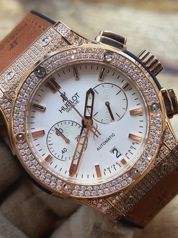 Часы Hublot