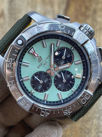 Часы Breitling