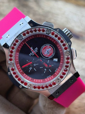 Часы Hublot