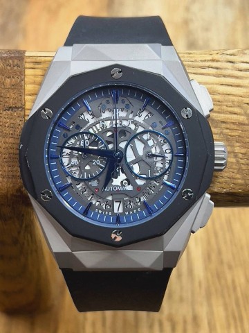 Часы Hublot