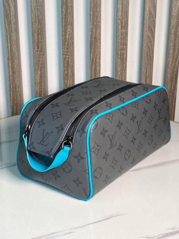 Несессер Louis Vuitton