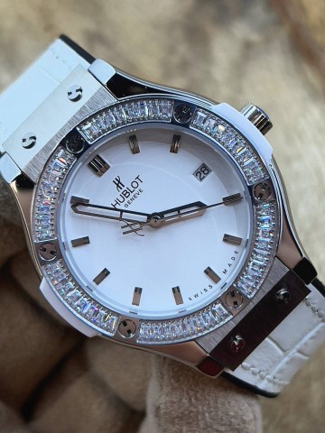 Часы Hublot
