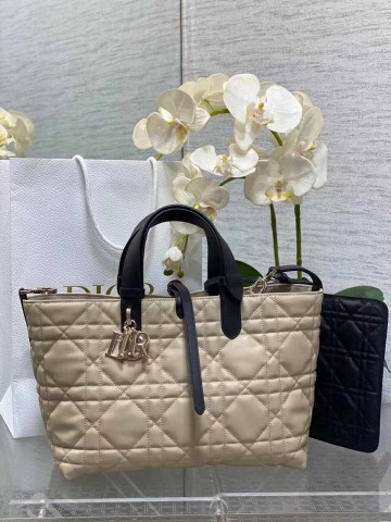 Сумка Dior