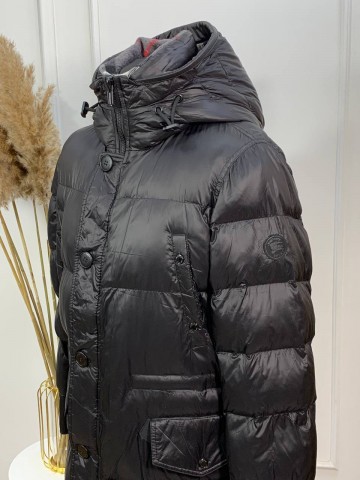 Пуховик Burberry