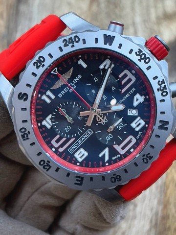 Часы Breitling