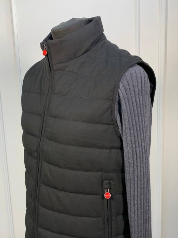 Безрукавка Kiton