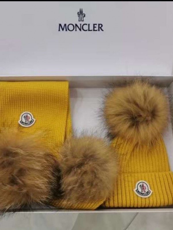 Набор Moncler (шарф + шапка)