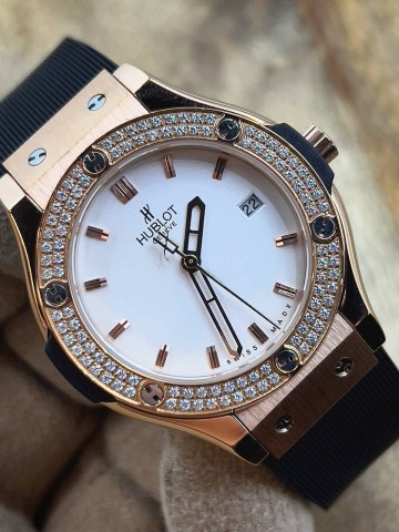 Часы Hublot