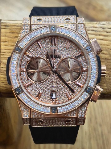 Часы Hublot