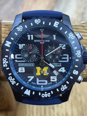 Часы Breitling
