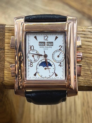 Часы Patek Philippe
