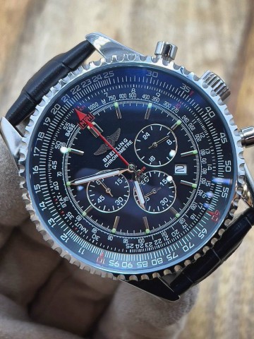 Часы Breitling