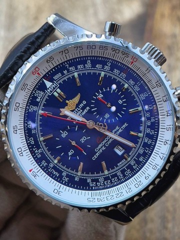 Часы Breitling