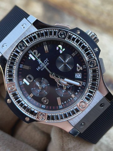 Часы Hublot