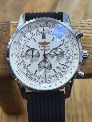 Часы Breitling