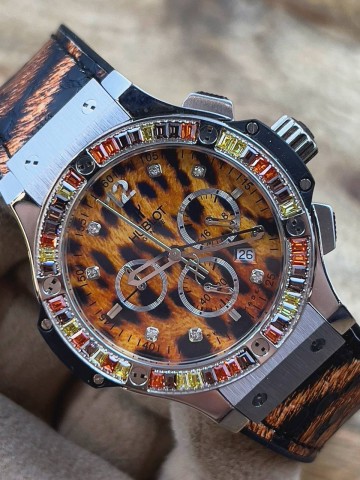 Часы Hublot
