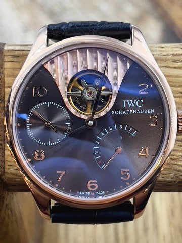 Часы IWC