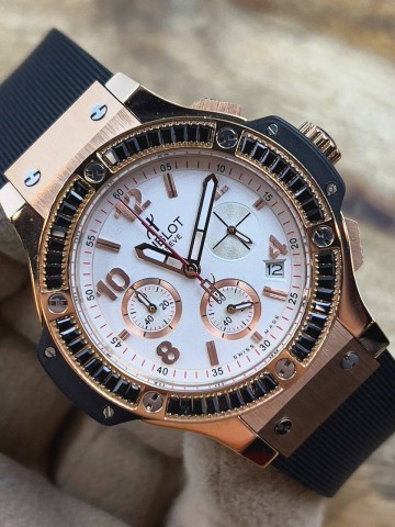 Часы Hublot