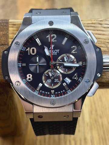 Часы Hublot