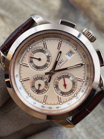 Часы IWC