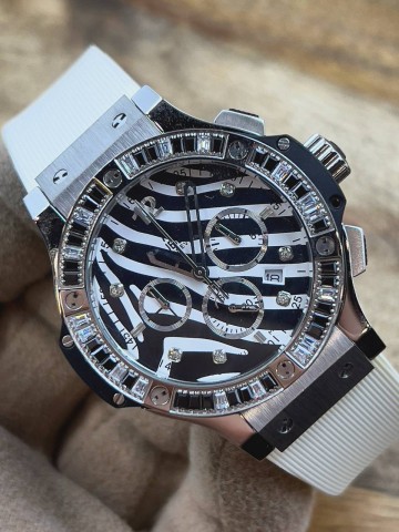 Часы Hublot