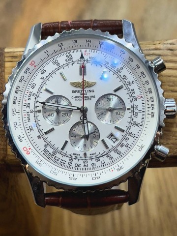 Часы Breitling