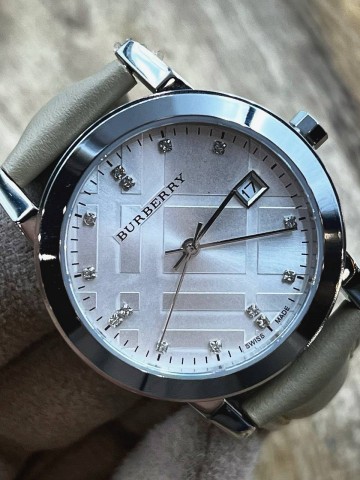 Часы Burberry