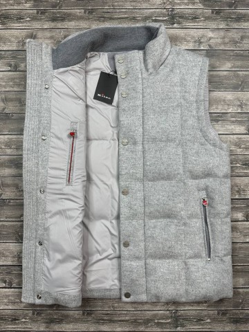 Безрукавка Kiton из натурального кашемира