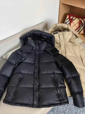 Пуховик Burberry