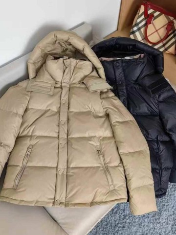 Пуховик Burberry