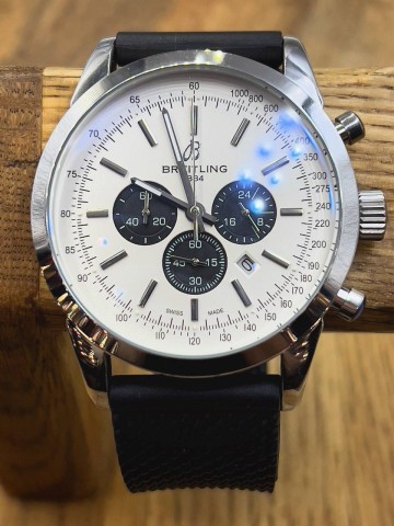 Часы Breitling