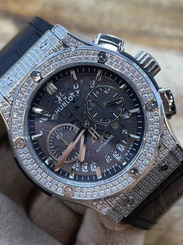 Часы Hublot