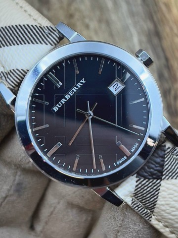 Часы Burberry