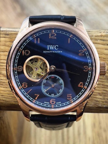 Часы IWC