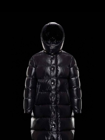 Пуховик Moncler