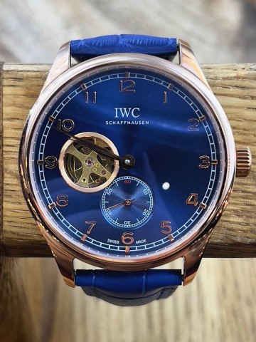 Часы IWC