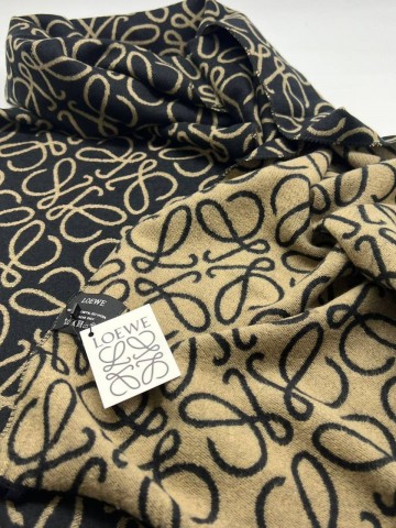 Палантин Loewe