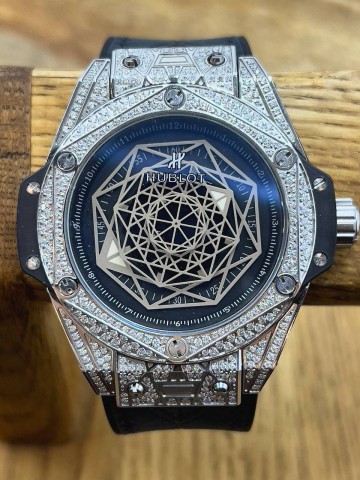 Часы Hublot