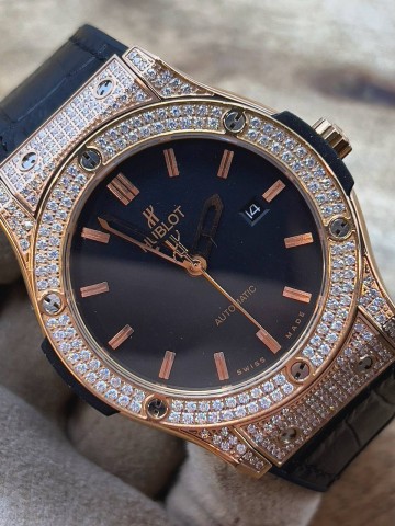 Часы Hublot