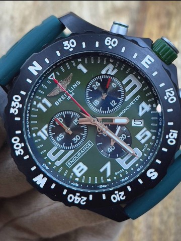 Часы Breitling