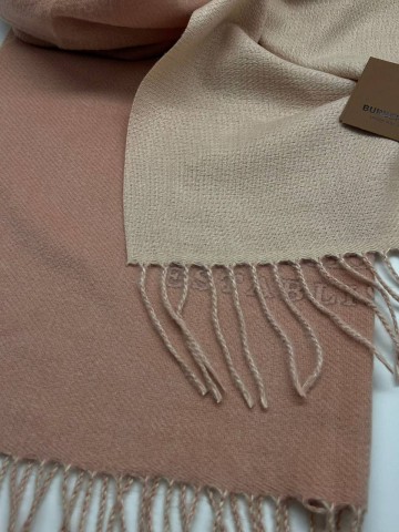 Палантин Burberry
